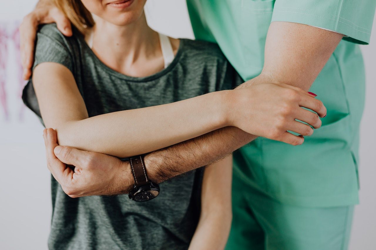 Tips voor het autorijden met een schouderfractuur